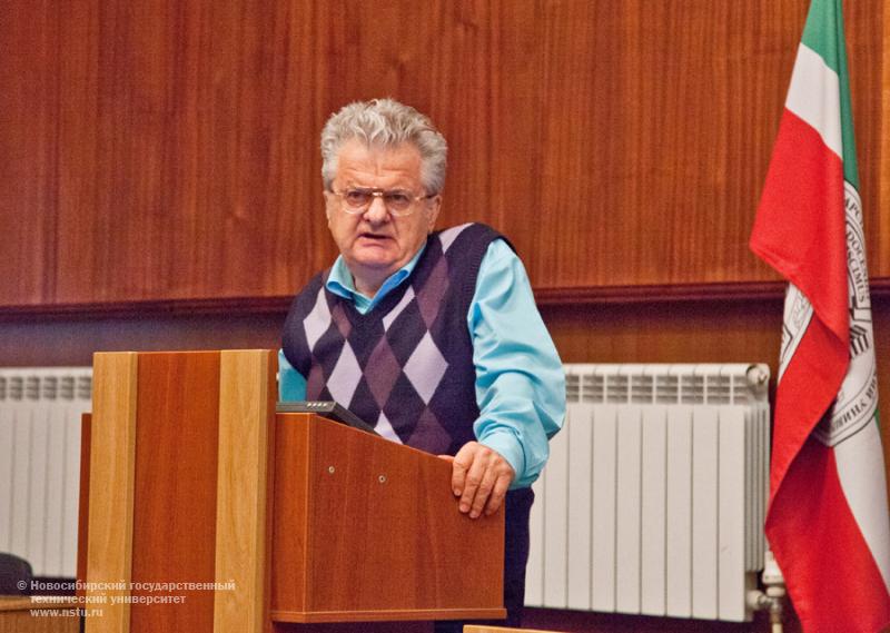 02.10.12 Конференция «Актуальные проблемы электронного приборостроения» , фотография: В. Невидимов