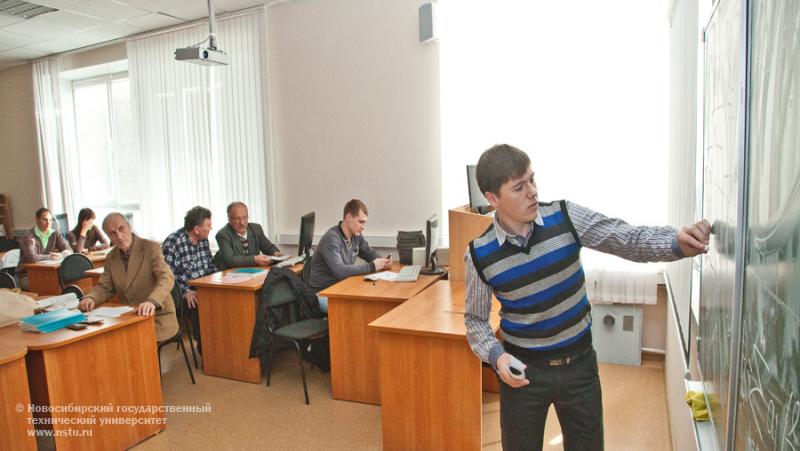 02.10.12 Конференция «Актуальные проблемы электронного приборостроения» , фотография: В. Невидимов