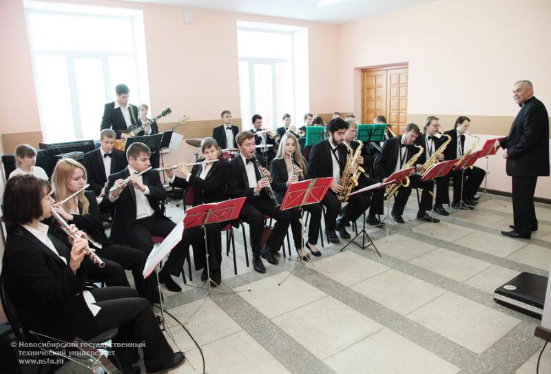 11.11.12 День открытых дверей НГТУ , фотография: В. Невидимов