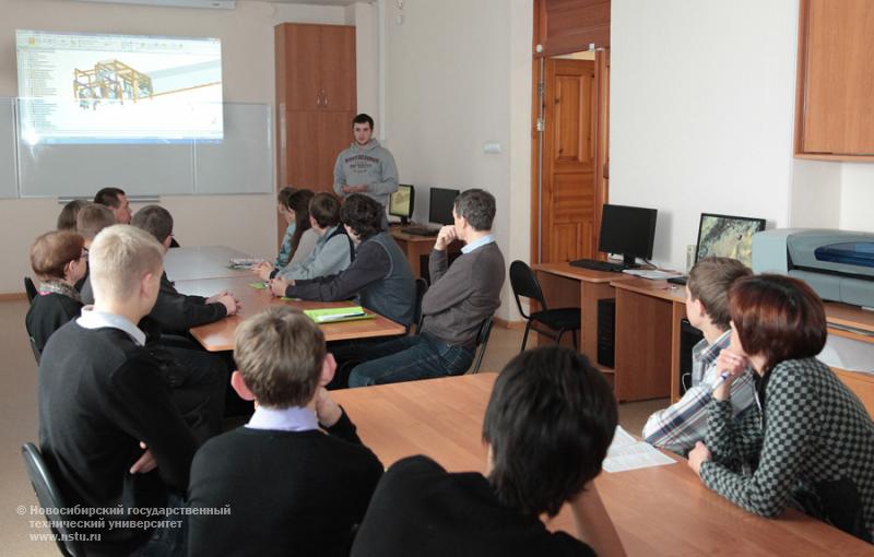 11.11.12 День открытых дверей НГТУ , фотография: В. Невидимов