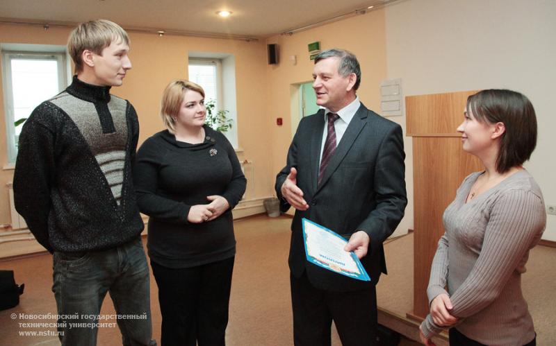 20.11.12 20-22 ноября в НГТУ пройдут защиты межфакультетских студенческих инновационных проектов , фотография: В. Невидимов