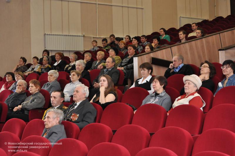 22.02.13 Концерт, посвященный Дню защитника Отечества , фотография: В. Кравченко
