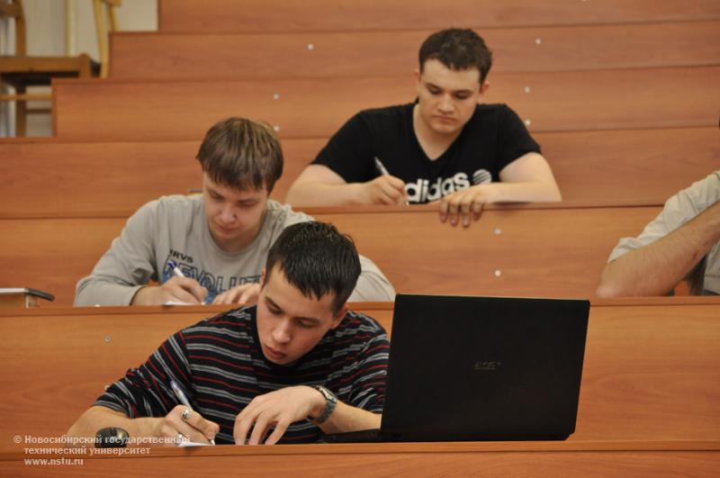 05.04.13 5 апреля в НГТУ пройдет 2 тур конкурса переводчиков , фотография: В. Кравченко