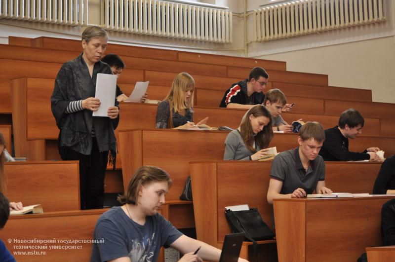 05.04.13     5 апреля в НГТУ пройдет 2 тур конкурса переводчиков , фотография: В. Кравченко