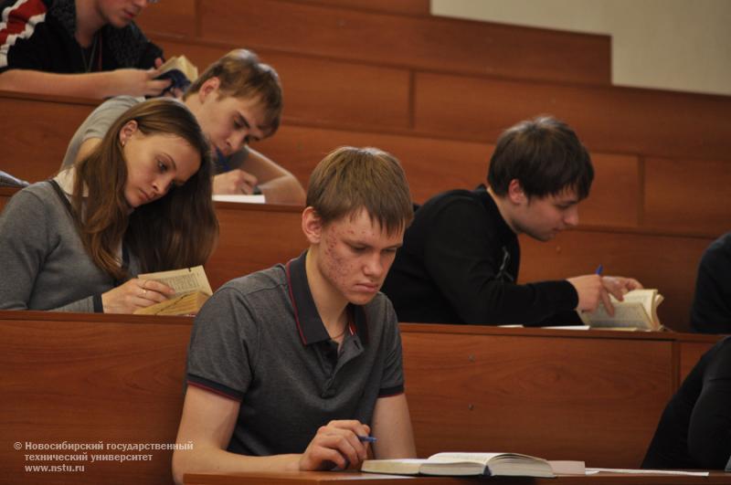 05.04.13 5 апреля в НГТУ пройдет 2 тур конкурса переводчиков , фотография: В. Кравченко