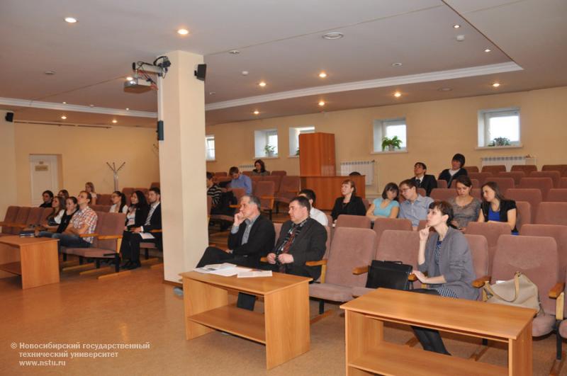 15.04.13 НГТУ организует секции «Транспорт» и «Новые материалы и технологии» в рамках конференции «Студент и научно-технический прогресс» , фотография: В. Кравченко