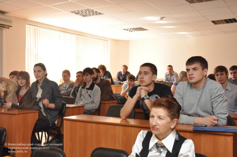 16.05.13 16-18 мая в НГТУ пройдет заключительный этап Всероссийской студенческой олимпиады по инженерной и компьютерной графике , фотография: В. Кравченко