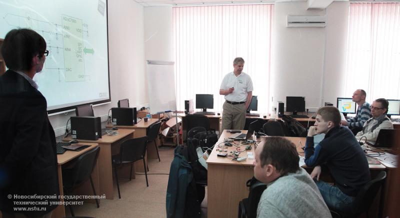21.05.13 Семинар компании Analog Devices в НГТУ , фотография: В. Невидимов