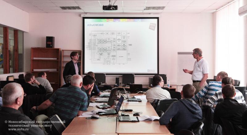 21.05.13 Семинар компании Analog Devices в НГТУ , фотография: В. Невидимов