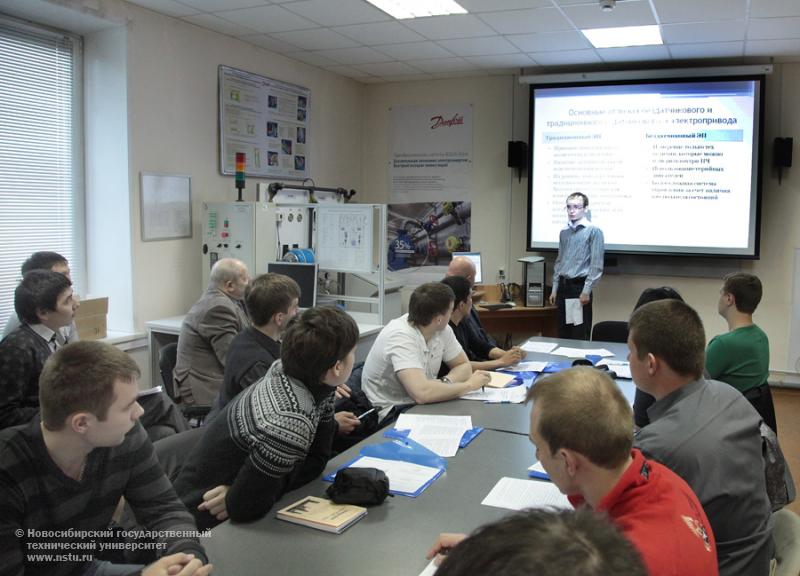 22.05.13 НГТУ принял участие в конференции МНСК-2013 «Интеллектуальный потенциал Сибири» , фотография: В. Невидимов