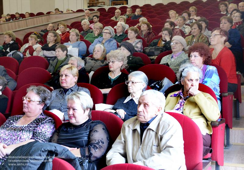 03.10.13     3 октября состоятся торжественное собрание и концерт в рамках Декады пожилого человека , фотография: В. Невидимов