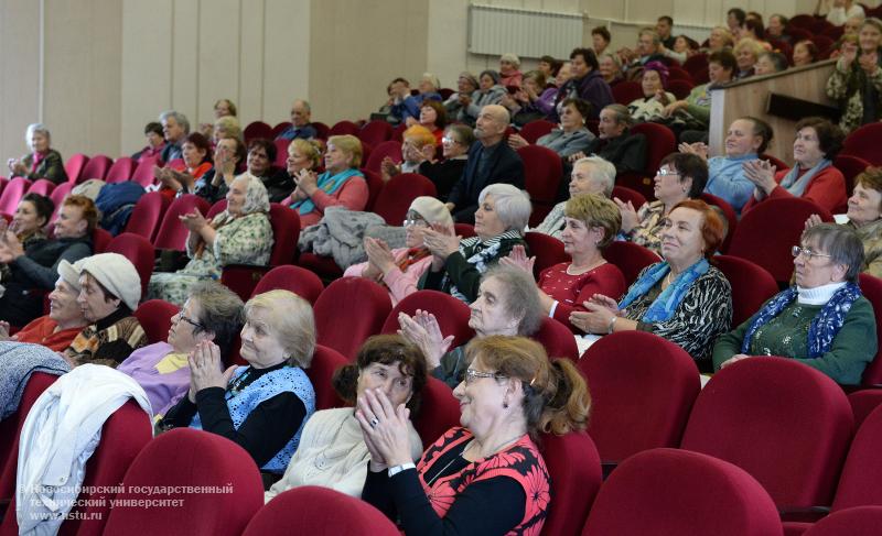 03.10.13     3 октября состоятся торжественное собрание и концерт в рамках Декады пожилого человека , фотография: В. Невидимов