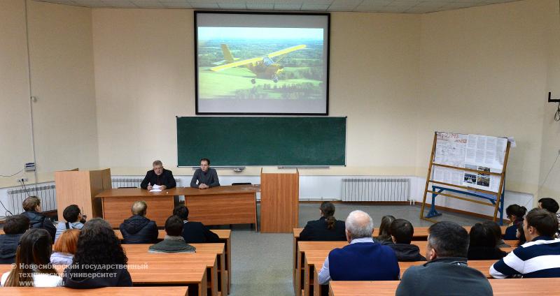 19.09.13 Фонд «Возрождение отечественной авиации» объявляет 4 набор, фотография: В. Невидимов