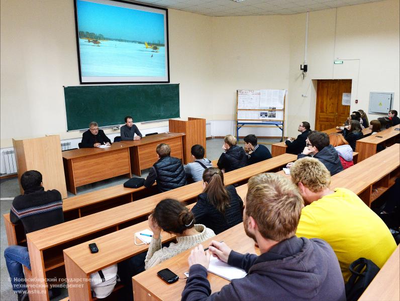 19.09.13 Фонд «Возрождение отечественной авиации» объявляет 4 набор, фотография: В. Невидимов