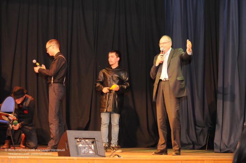 14.10.13 Посвящение в студенты первокурсников факультета энергетики, фотография: В. Кравченко