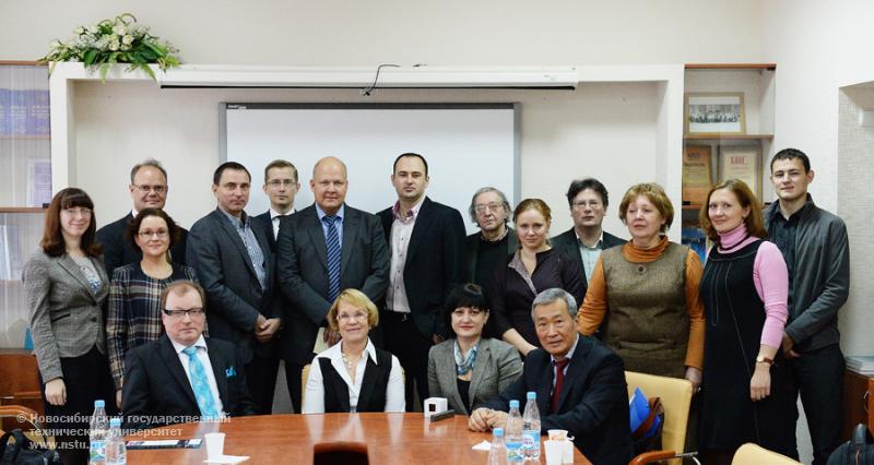 13.11.13     Визит делегации Технологического университета Лаппееранта в НГТУ, фотография: В. Невидимов