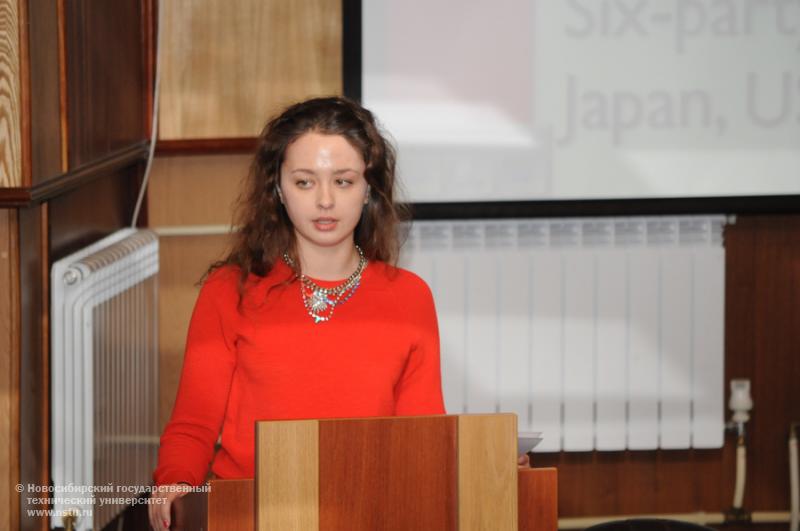 14.11.13 14 ноября в НГТУ пройдет городская студенческая конференция на иностранных языках , фотография: В. Кравченко