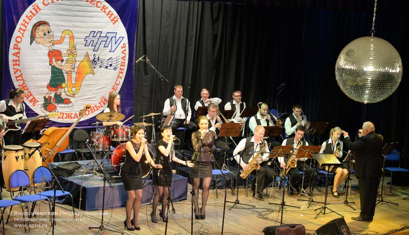 21.11.13     VIII Международный студенческий джазовый фестиваль , фотография: В. Невидимов