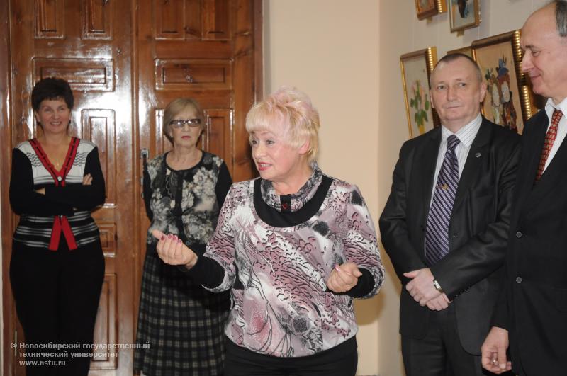 11.12.13 11 декабря в НГТУ состоится открытие международной художественной выставки «Салют, Евразия!» , фотография: В. Кравченко