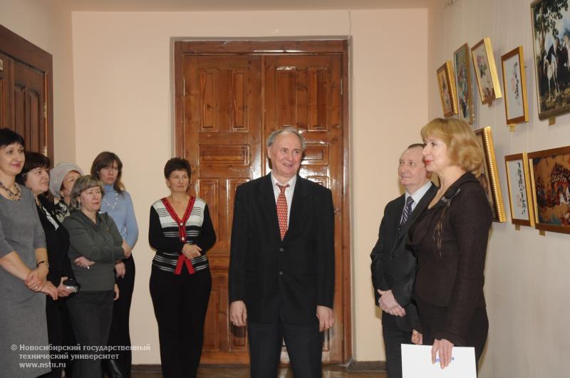 11.12.13 11 декабря в НГТУ состоится открытие международной художественной выставки «Салют, Евразия!» , фотография: В. Кравченко
