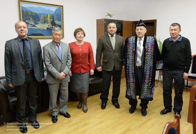 16.12.13     Визит в НГТУ делегации Каракалпакского государственного университета , фотография: В. Невидимов