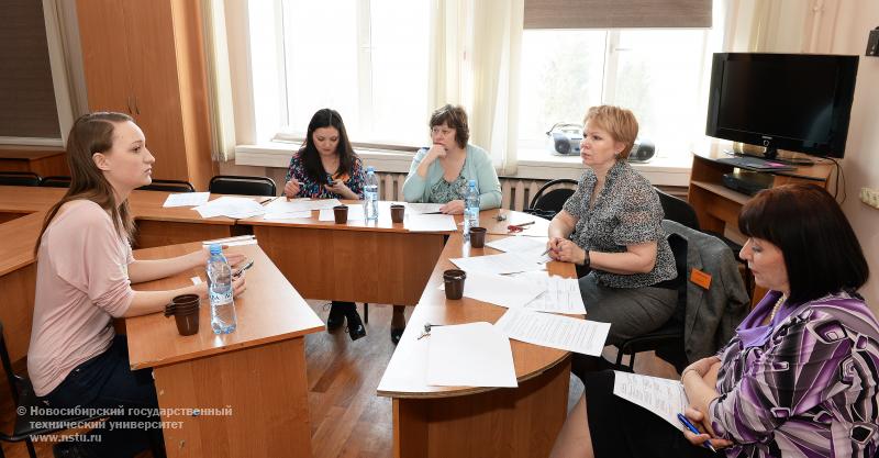 17.04.2014. Межвузовская олимпиада по иностранным языкам, фотография: В. Невидимов