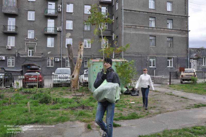 14.05.14     14 мая в студгородке НГТУ пройдет акция в рамках проекта «Парк имени меня», фотография: В. Кравченко