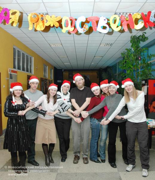 14.12.07 В НГТУ пройдет Рождественская ярмарка, фотография: В. Невидимов