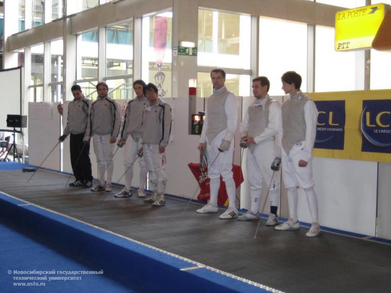 Команда спортклуба НГТУ стала призером международных соревнований по фехтованию , фотография: В. Невидимов