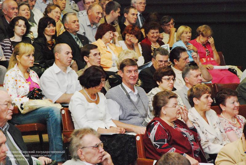 Производственное совещание преподавателей и сотрудников , фотография: В. Невидимов