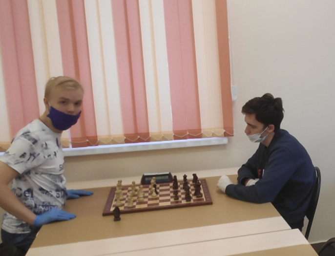 Шахматы: суперфинал вуза