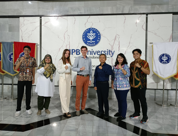 Более 160 индонезийцев изъявили желание получать образование в НГТУ НЭТИ: делегация вуза вернулась с международной выставки в Джакарте